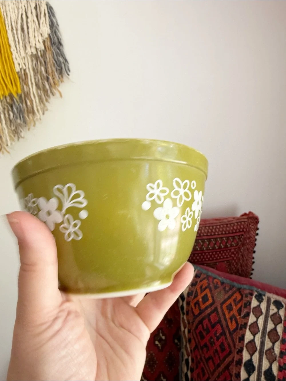 Vintage Pyrex Spring Blossom Green Crazy Daisy 401 1.5 Pint Mixing Bowl Retro
